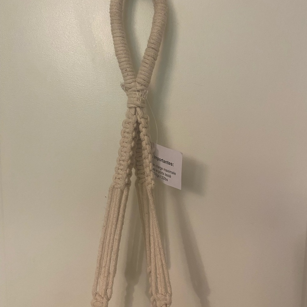Handcrafted Macramé Plant Hanger New! - Picture 3 of 8